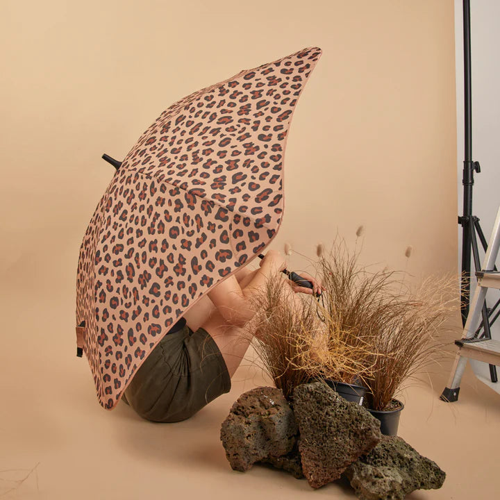 Blunt | Blunt Umbrella Classic X Safari Leopard 2023 | Shut the Front Door