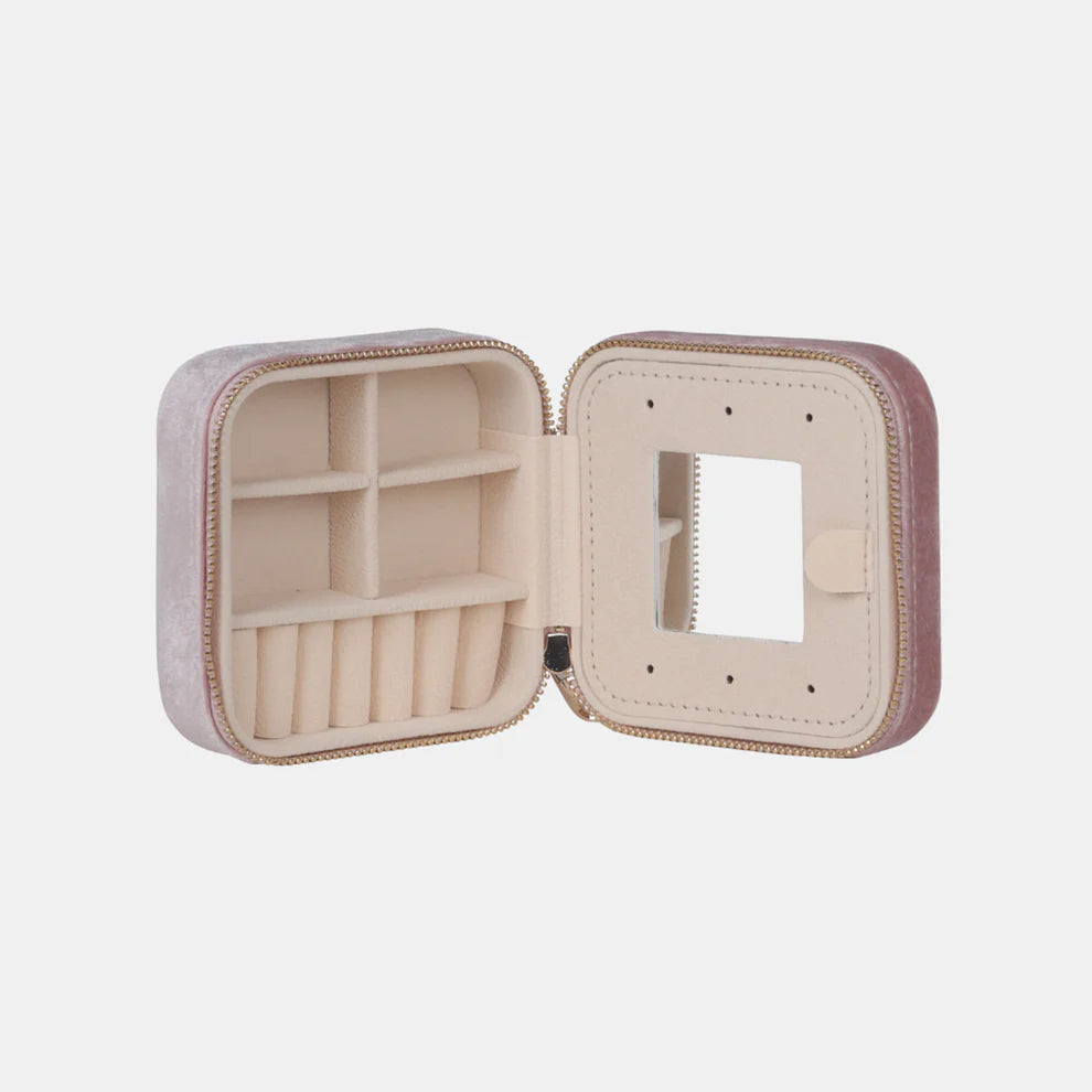 Antigone | Brydie Sq Jewellery Box - Off White | Shut the Front Door