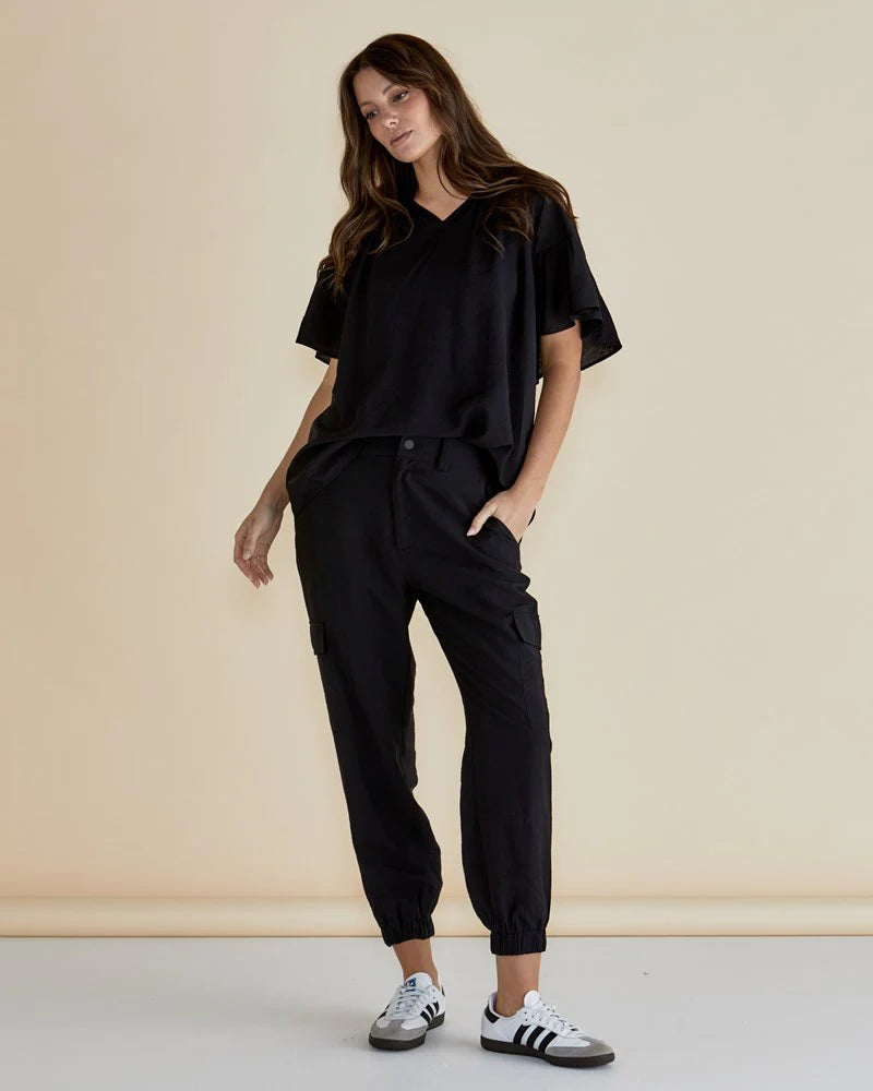 Betty Basics | Vivienne Blouse - Black | Shut the Front Door