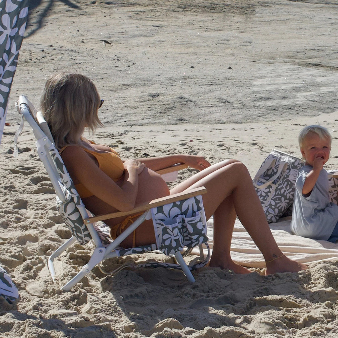 Sunnylife | The Luxe Beach Chair - The Vacay Olive | Shut the Front Door