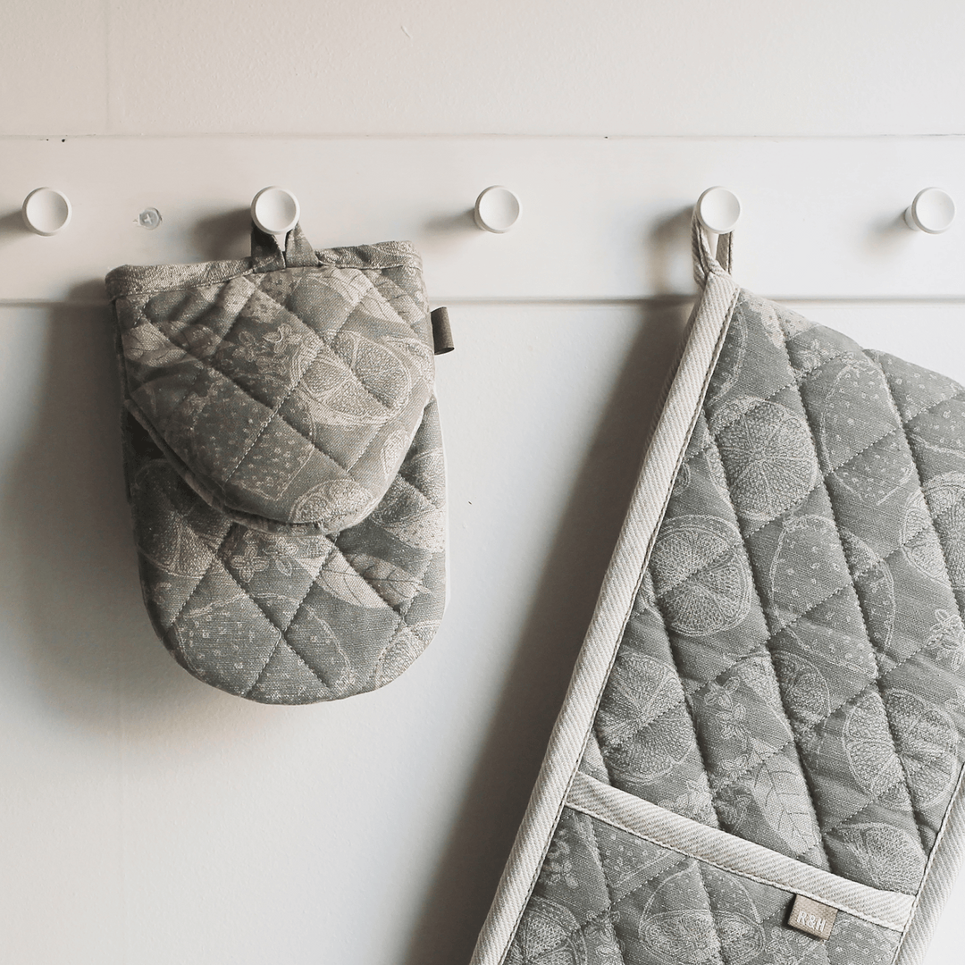 Raine & Humble | Lemon Marmalade Short Oven Glove - Sage | Shut the Front Door