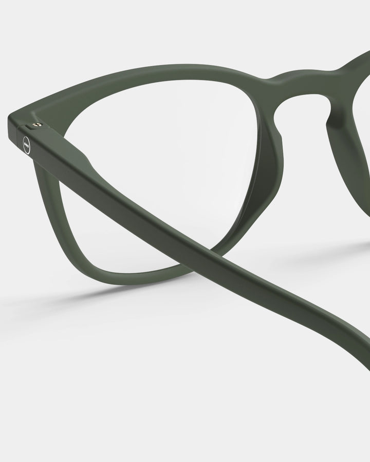 Izipizi | Reading Glasses Collection E Khaki Green +1 | Shut the Front Door