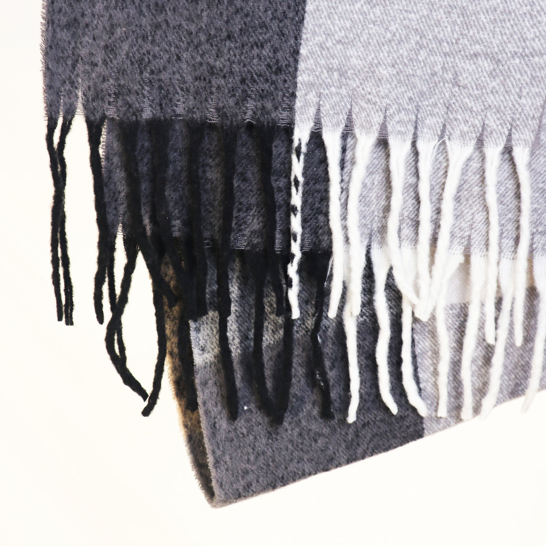 Antigone | Arlo Check Scarf - Grey | Shut the Front Door