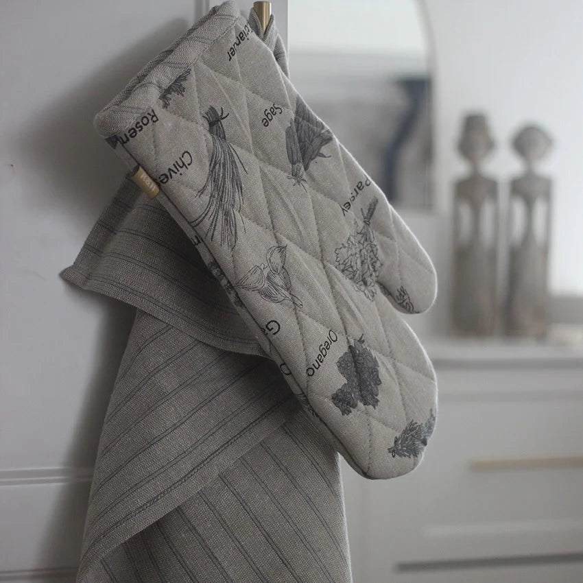 Raine & Humble | Herb Print Oven Glove - Charcoal | Shut the Front Door