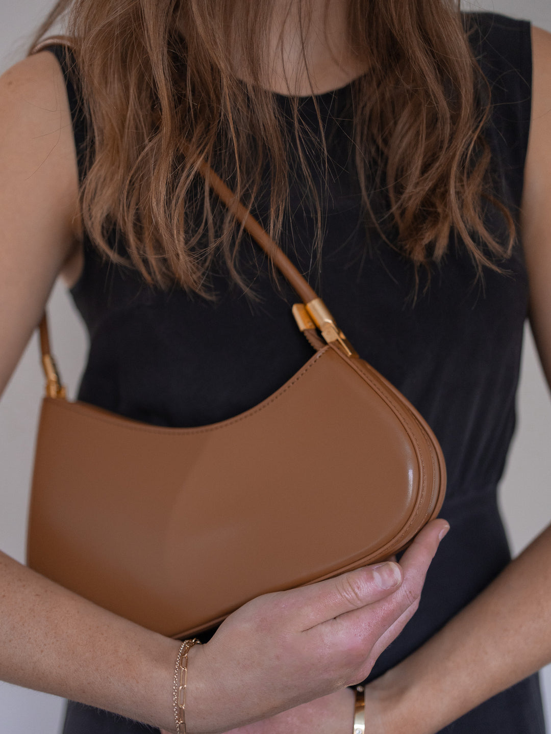 Antigone | Jane Handbag -Light Brown | Shut the Front Door