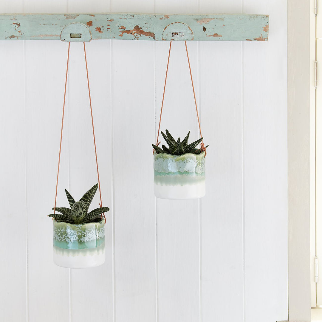 Burgon & Ball | Hanging Pot - Wave | Shut the Front Door