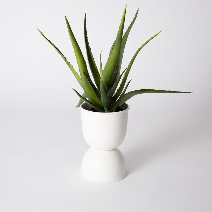 Garcia | Domes Metal Planter Small - White | Shut the Front Door